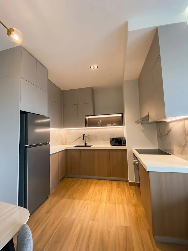 1bed other kitchen.webp